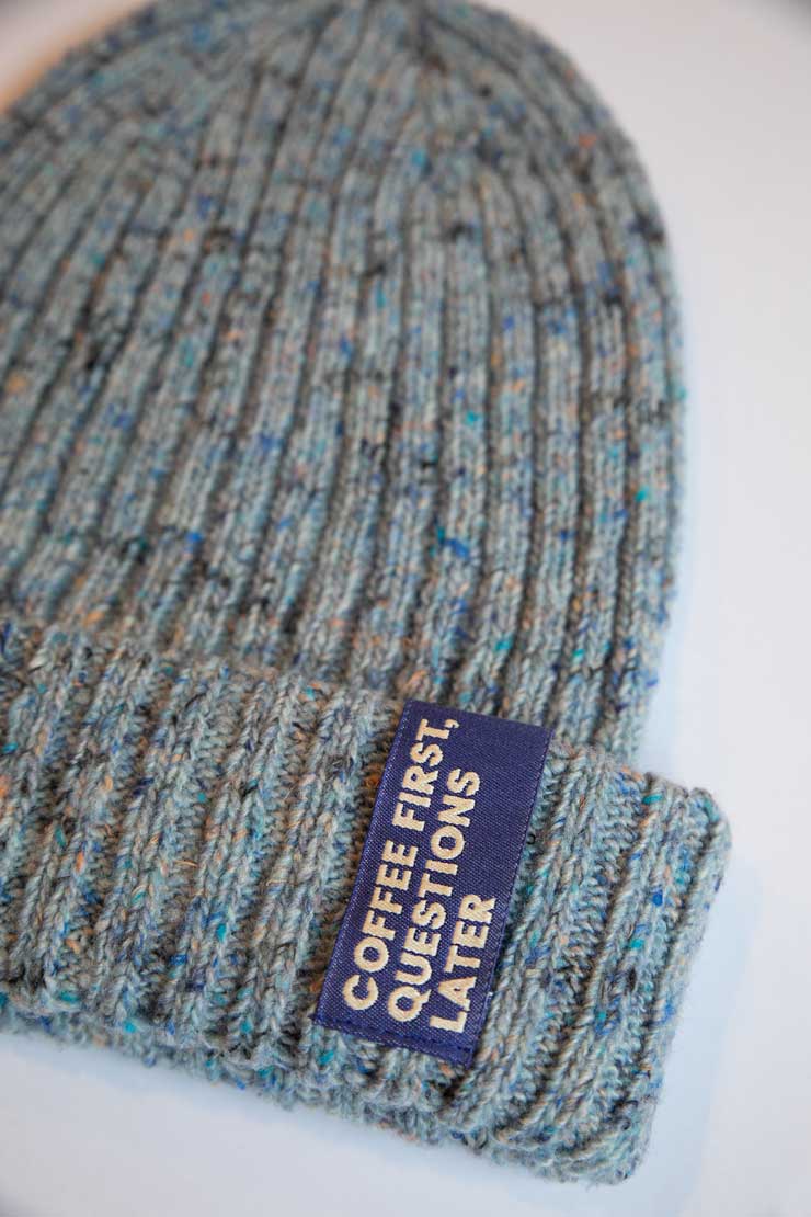 Strickmütze Hellblau CanCan Yarn Coffee